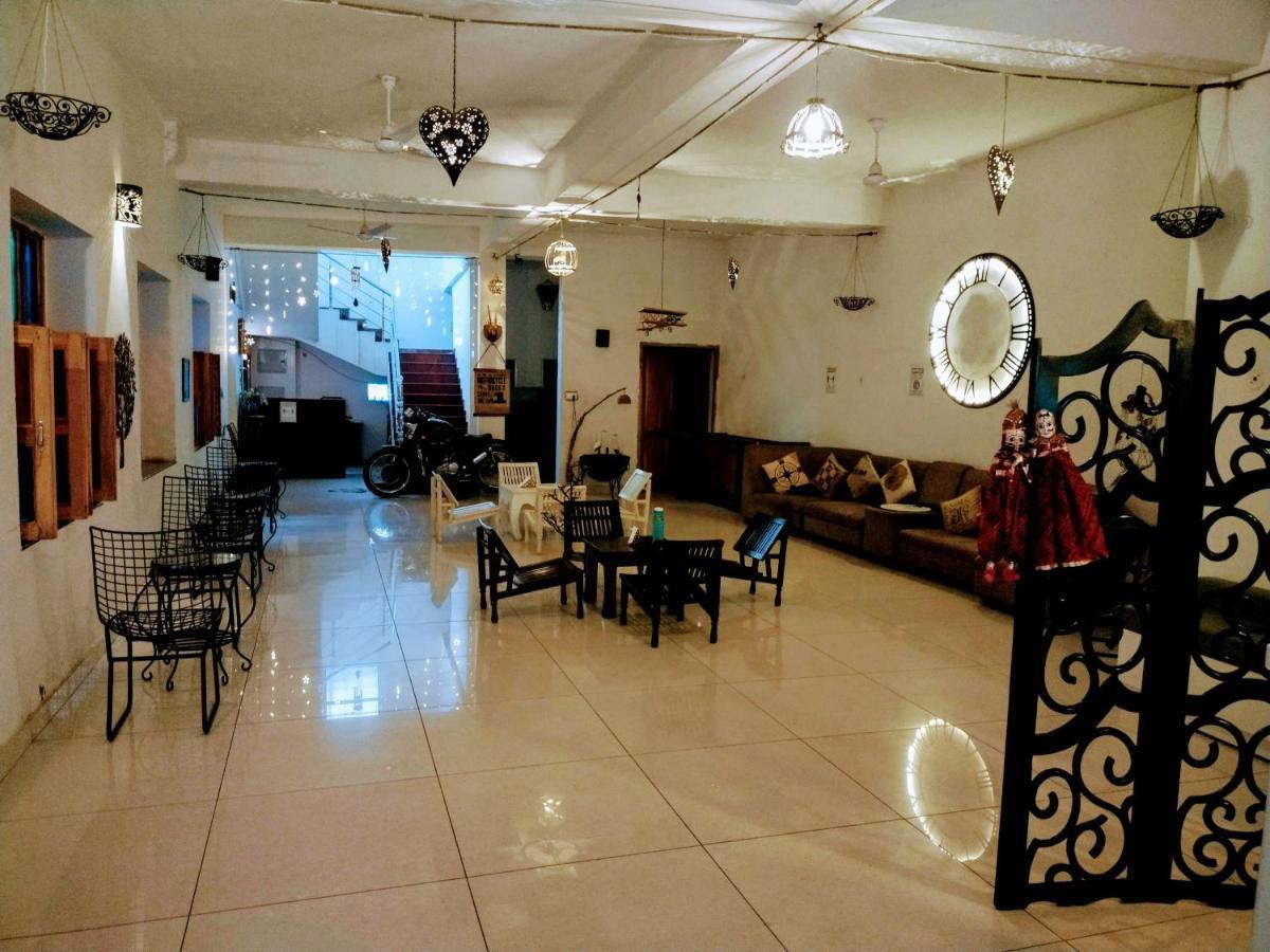 Rangbaari Stays & Cafe Jodhpur  Bagian luar foto